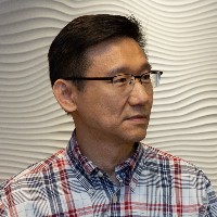 Portrait of Dr Andrew Yim